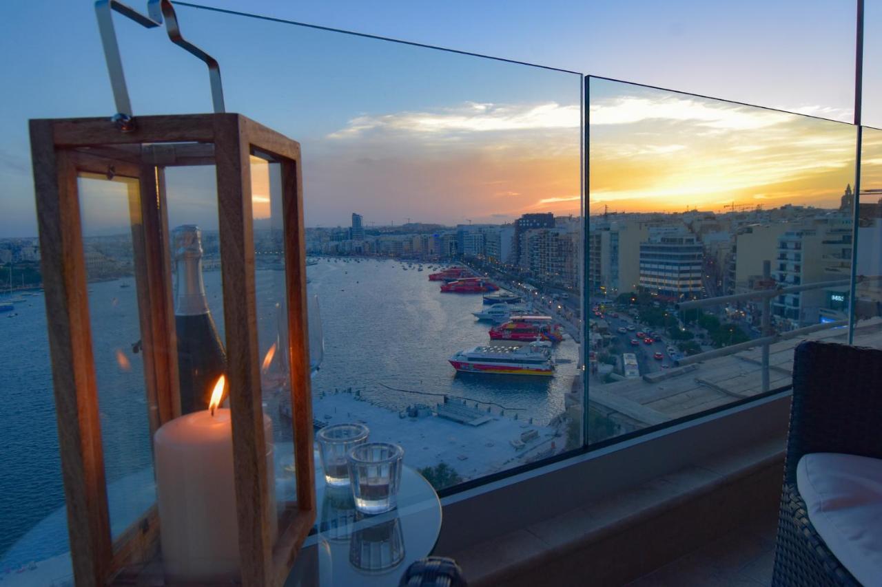 Unique Seafront Triplex Penthouse With Panoramic Bedroom & Rooftop Jacuzzi Overlooking Valletta Sliema Exteriér fotografie